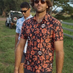 Reyn Spooner MLB Francisco Giants Hawaiian Floral Print Button Down Shirt Large